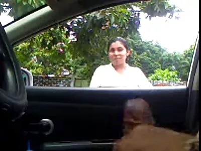 बाहेर बाळांची हेरगिरी