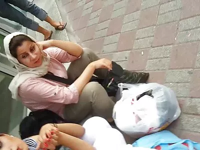 सेक्सी गर्लफ्रेंड मजा करतात