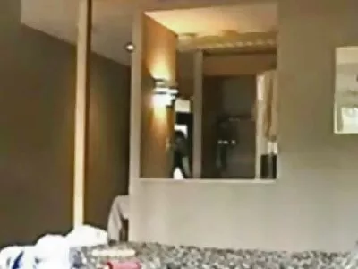 दोन हॉट लेस्बियन मजा करत आहेत