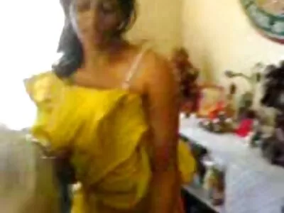 माझी बस्टी बायकोने कडकपणे चोखले